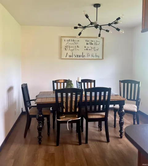 Dining - 802 S 2nd St, Mitchell, IN 47446 photo 2 of 2
