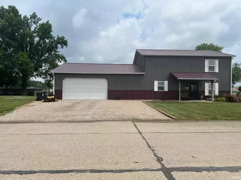 3388 Warrick Dr, Boonville, IN 47601