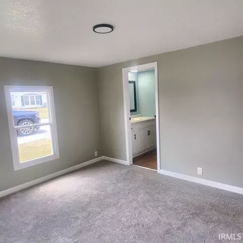 8198 E Mcclintic Rd, Syracuse, IN 46567 photo 11