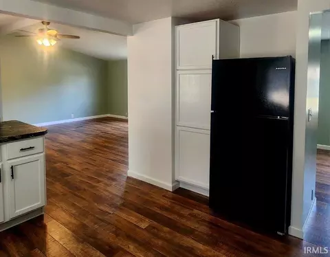 8198 E Mcclintic Rd, Syracuse, IN 46567 photo 9