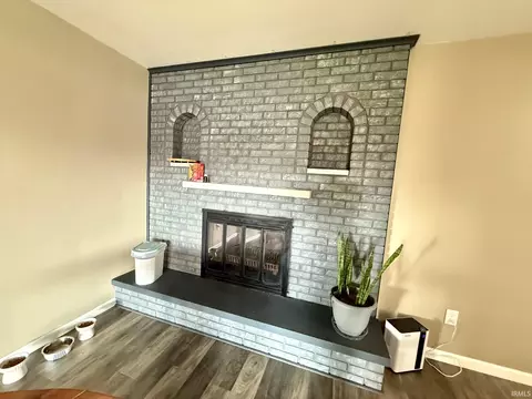 Living - 310 N 040 W, Lagrange, IN 46761 photo 3 of 3