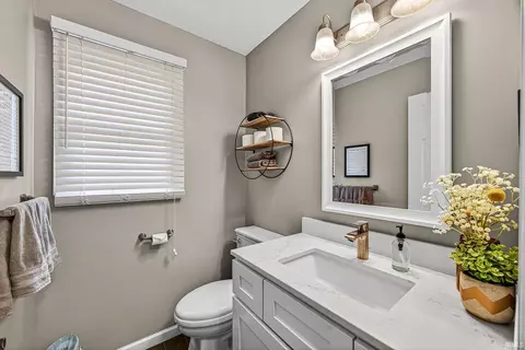 10337 N Bicknell Dr, Granger, IN 46530 photo 16