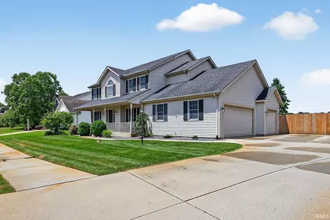 10337 N Bicknell Dr, Granger, IN 46530 photo 2