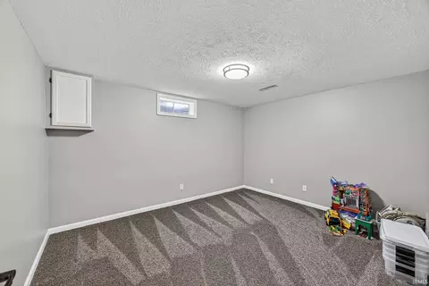 10337 N Bicknell Dr, Granger, IN 46530 photo 34