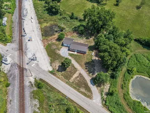 1895 E 800 S, Claypool, IN 46510 photo 4