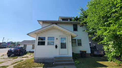 344 E Lexington Ct, Fort Wayne, IN 46806