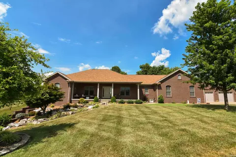 9315 Liberty Ct, Evansville, IN 47720