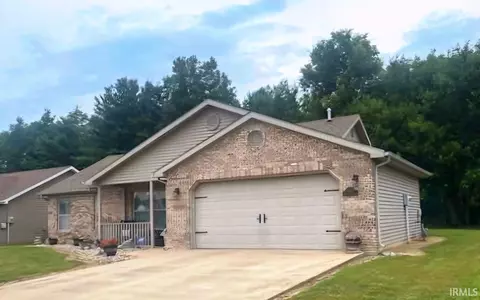 7808 W Angus Ave, Yorktown, IN 47396