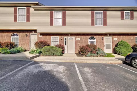 3425 S Oaklawn Cir, Bloomington, IN 47401