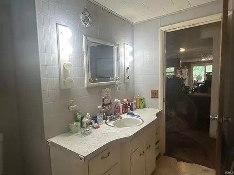 8550 E Cole Ln, Peru, IN 46970 photo 13