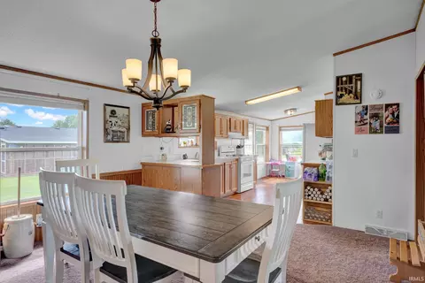133 W Main St, Mitchell, IN 47446 photo 10