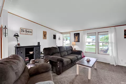 133 W Main St, Mitchell, IN 47446 photo 7