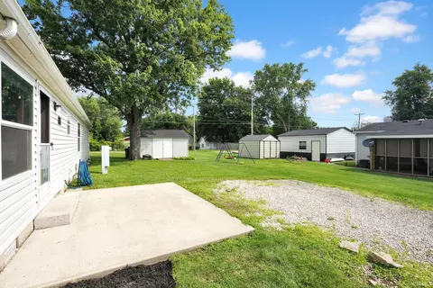 133 W Main St, Mitchell, IN 47446 photo 23