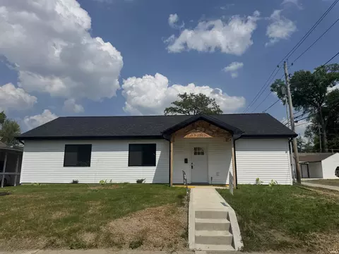 4307 Gaywood Dr, Fort Wayne, IN 46806