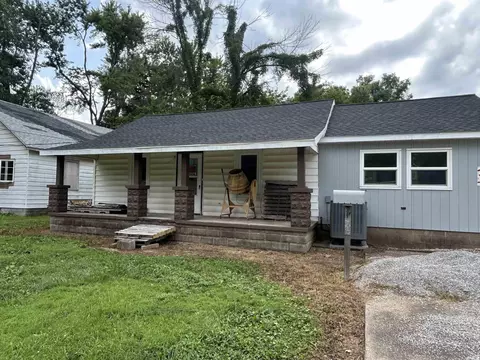3062 Grove St, Evansville, IN 47710