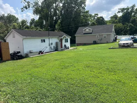 1710 Allens Ln, Evansville, IN 47710