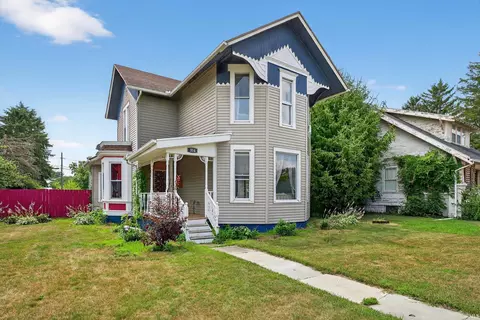 314 Roosevelt Rd, Walkerton, IN 46574