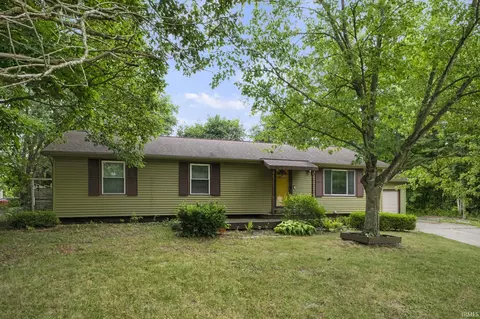 2921 Overlook Dr, Fort Wayne, IN 46808