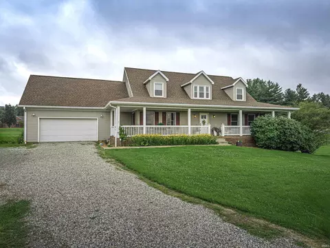 1815 Koring Rd, Evansville, IN 47720