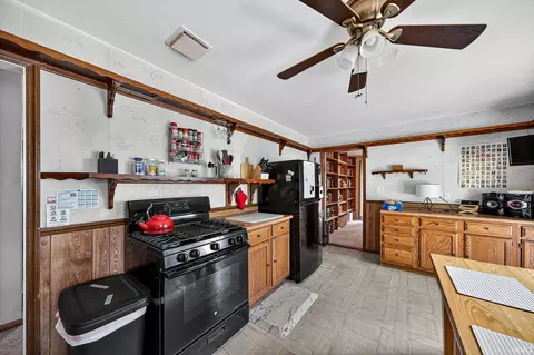 15625 Darden Rd, Granger, IN 46530 photo 7