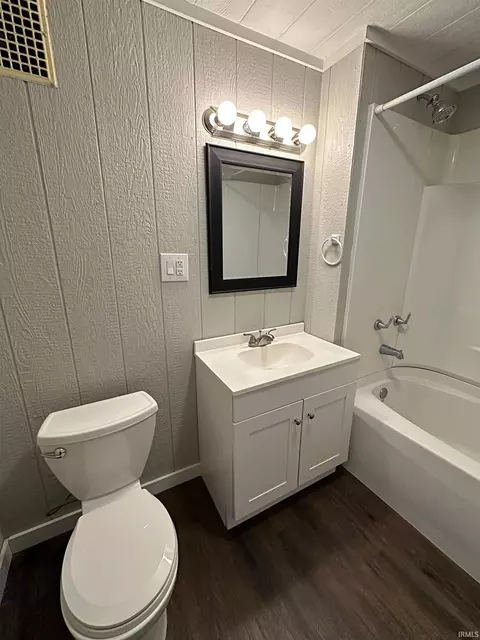 408 John St, Washington, IN 47501 photo 12