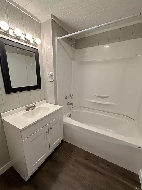 408 John St, Washington, IN 47501 photo 11