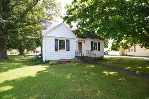 106 N Jefferson St, North Liberty, IN 46554