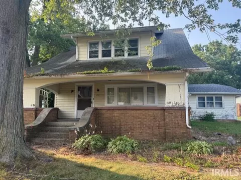 211 Dole St, Hudson, IN 46747