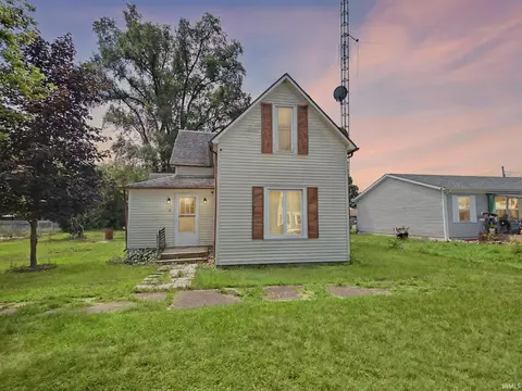 Exterior - 8 W Madison St, Hamlet, IN 46532 photo 1 of 5