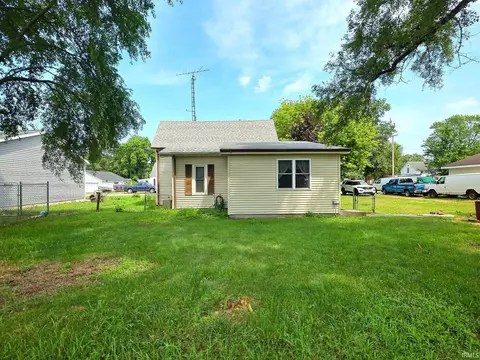 Exterior - 8 W Madison St, Hamlet, IN 46532 photo 4 of 5