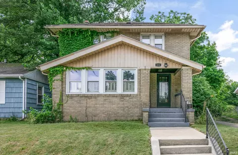 Exterior - 818 Eckman St, South Bend, IN 46614 photo 1 of 6
