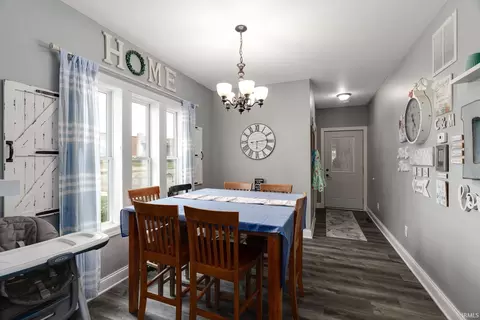 Entry Way - 702 E Walnut St, Chalmers, IN 47929 photo 2 of 2