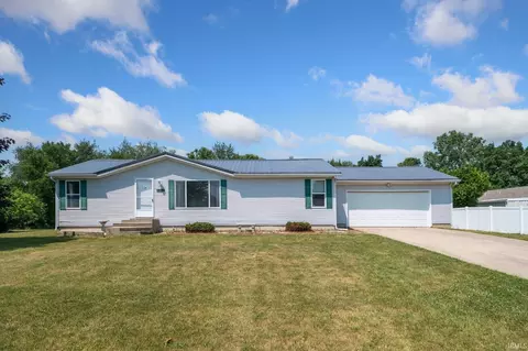 1935 N Vicky Ln, Warsaw, IN 46582