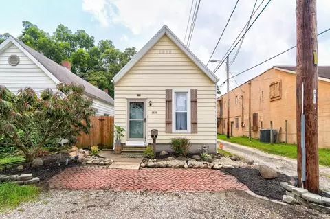 2838 Dennison St, Evansville, IN 47712