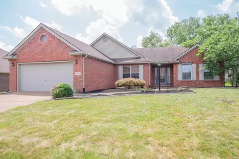 2845 Deland Dr, Evansville, IN 47725