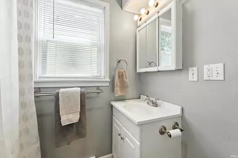 2515 E State Blvd, Fort Wayne, IN 46805 photo 13