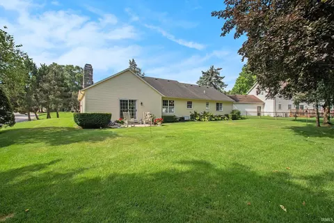 12421 Frontier Ct, Granger, IN 46530 photo 28