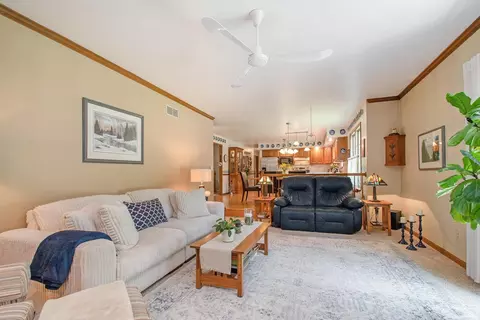 12421 Frontier Ct, Granger, IN 46530 photo 7