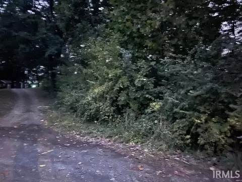 4 Lane 131 Turkey Lake, Lagrange, IN 46761