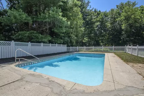 16630 Barton St, Granger, IN 46530 photo 22