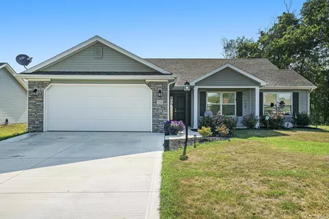 725 S Cottonwood Ct, Columbia City, IN 46725