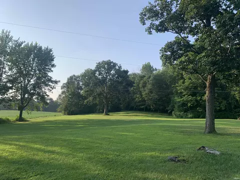 2800 S Angling Pike #131, Hartford City, IN 47348