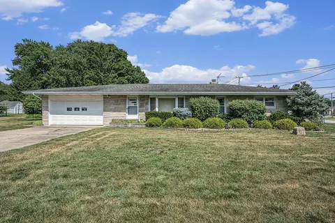 54238 River Pl, Elkhart, IN 46514