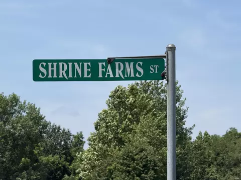 3930 N Shrine Farms St, Terre Haute, IN 47805