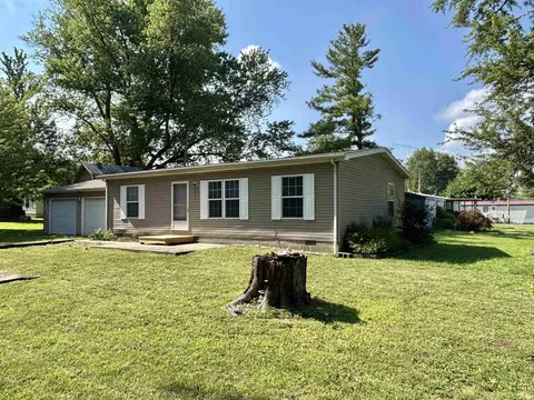 188 SW 9th St, Linton, IN 47441
