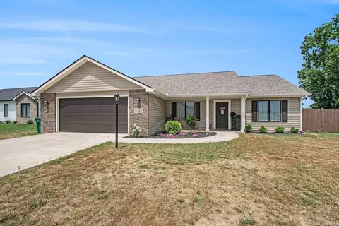 18263 Peregrine Drs, New Paris, IN 46553