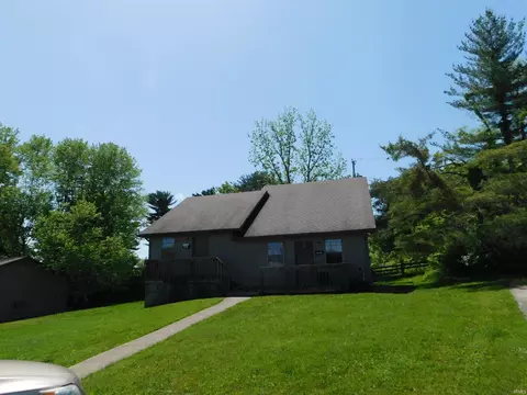 100 Walnut Tree Dr, Salem, IN 47167 photo 2