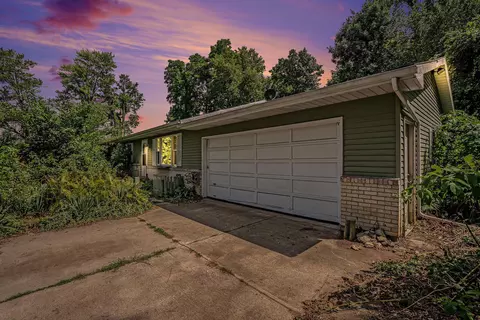 20734 County Road 6, Bristol, IN 46507