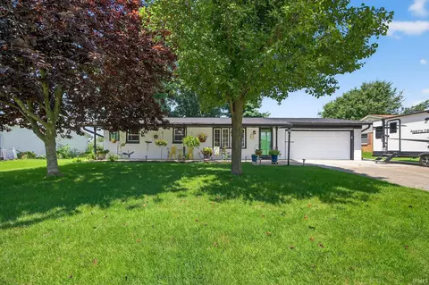 416 S Hickory Dr, Bloomington, IN 47403