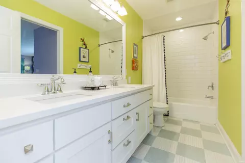 50933 Sharpstone Ct, Granger, IN 46530 photo 21